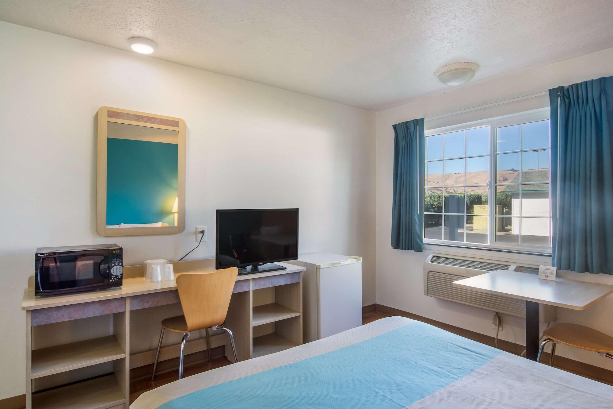 Motel 6-The Dalles, Or Exterior photo