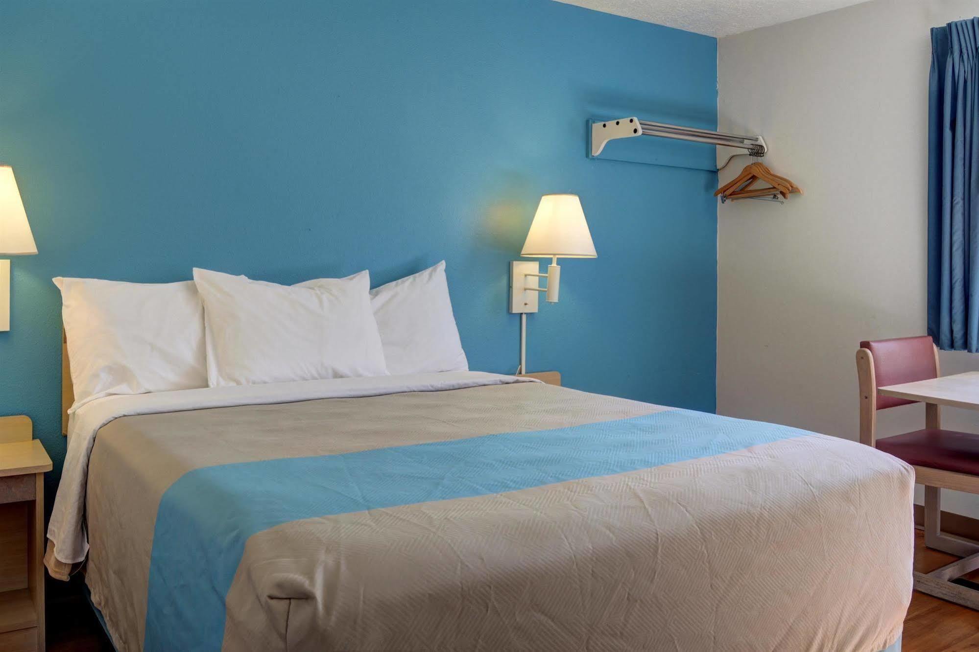 Motel 6-The Dalles, Or Exterior photo